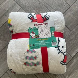 Hello Kitty blanket queen/full size
